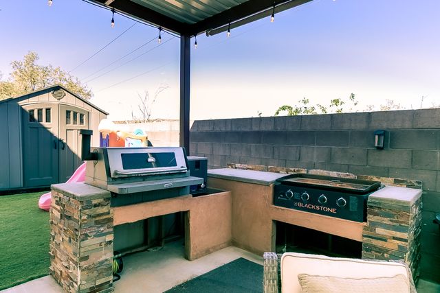 6223 Zaltana Road NW, Albuquerque, NM 87120