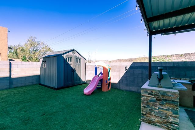 6223 Zaltana Road NW, Albuquerque, NM 87120