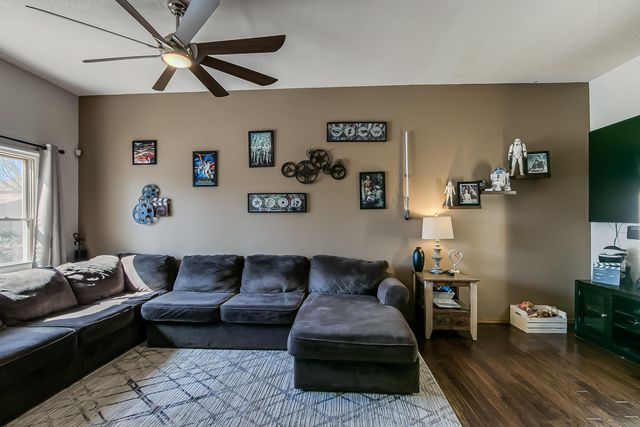 6223 Zaltana Road NW, Albuquerque, NM 87120