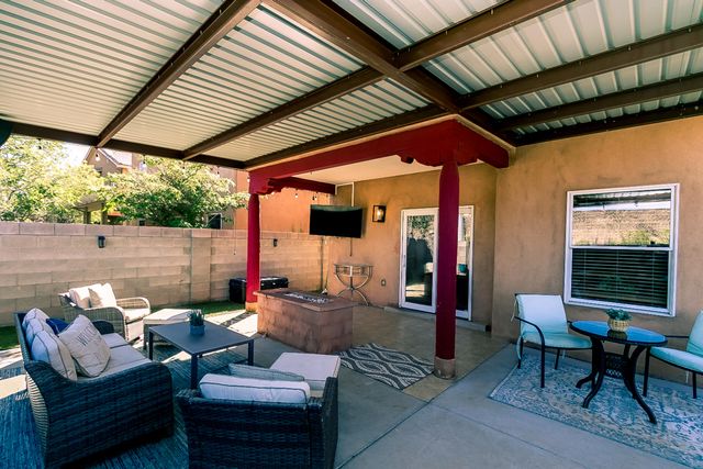 6223 Zaltana Road NW, Albuquerque, NM 87120