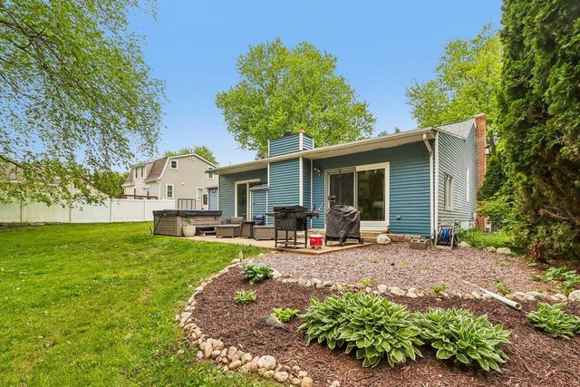 3460 High ROAD, Hartford, WI 53027