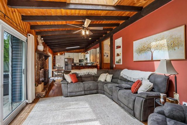 3460 High ROAD, Hartford, WI 53027