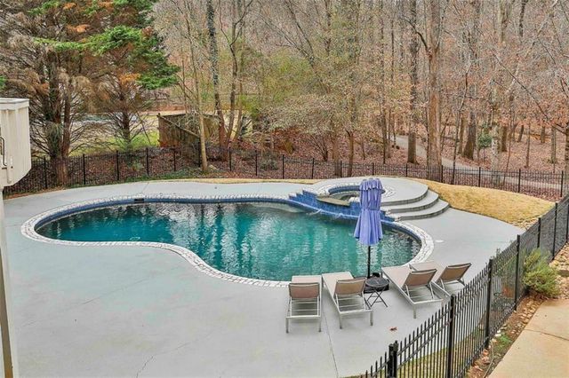 230 Smokerise Trace, Peachtree City, GA 30269