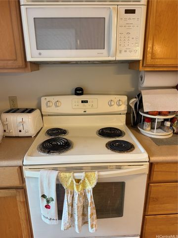 98-805 Kaonohi Street 21, Aiea, HI 96701