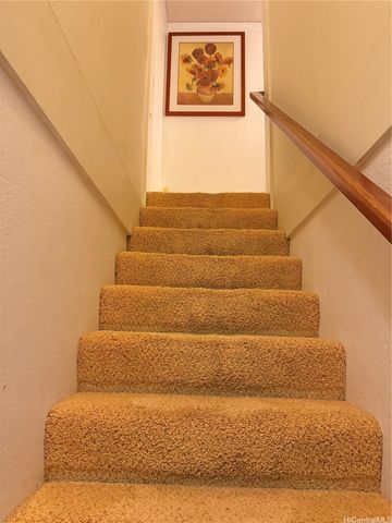 98-805 Kaonohi Street 21, Aiea, HI 96701