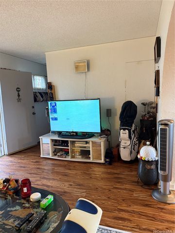 98-805 Kaonohi Street 21, Aiea, HI 96701