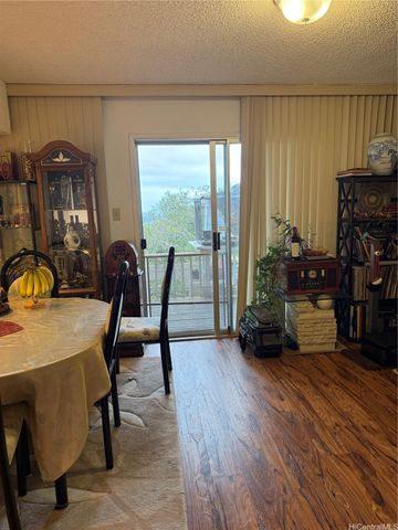 98-805 Kaonohi Street 21, Aiea, HI 96701