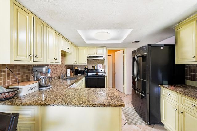 7322 STONE HAVEN COURT N 7322, Pinellas Park, FL 33781