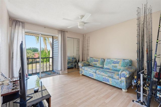 7322 STONE HAVEN COURT N 7322, Pinellas Park, FL 33781