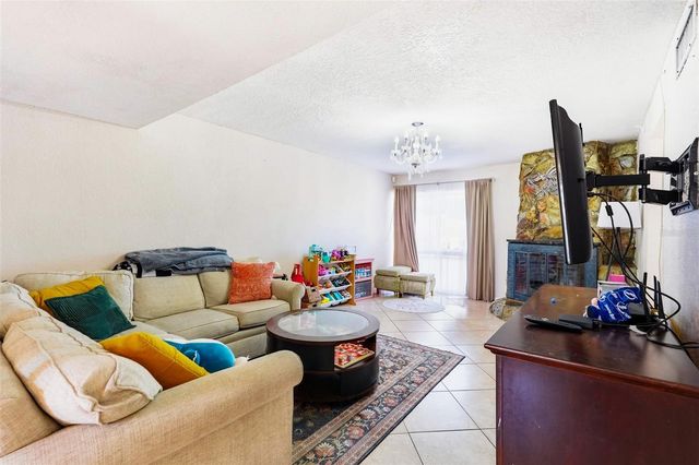 7322 STONE HAVEN COURT N 7322, Pinellas Park, FL 33781