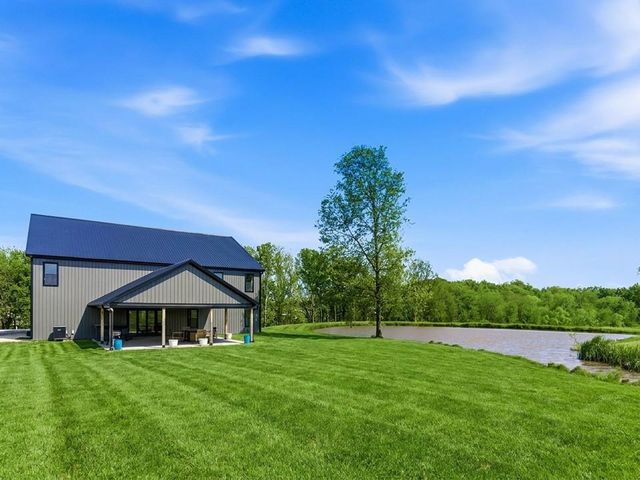 2362 SW US 169 Highway, Gower, MO 64454