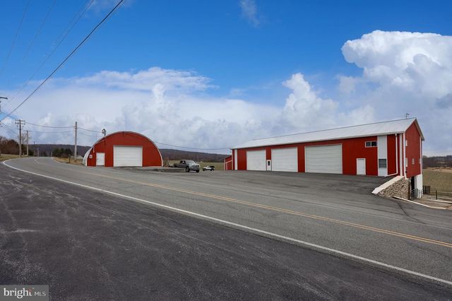 76 S BRICK LN, Elverson, PA 19520