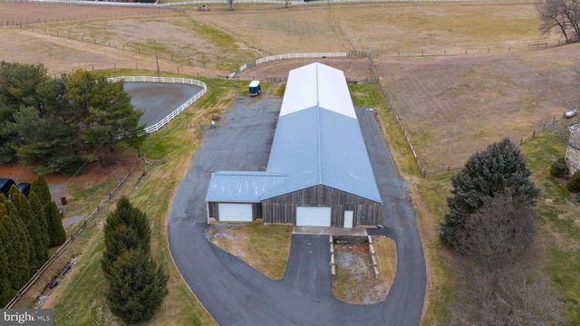 76 S BRICK LN, Elverson, PA 19520