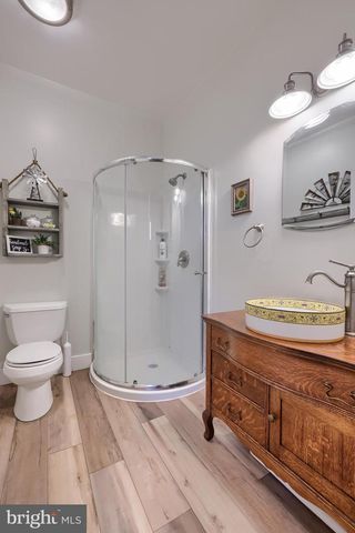 76 S BRICK LN, Elverson, PA 19520