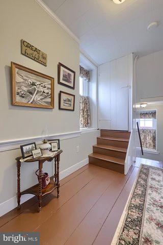 76 S BRICK LN, Elverson, PA 19520