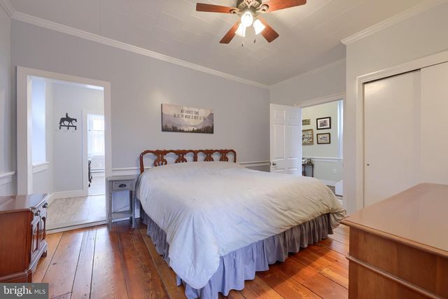 76 S BRICK LN, Elverson, PA 19520