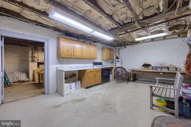 76 S BRICK LN, Elverson, PA 19520