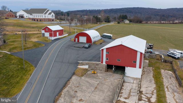 76 S BRICK LN, Elverson, PA 19520