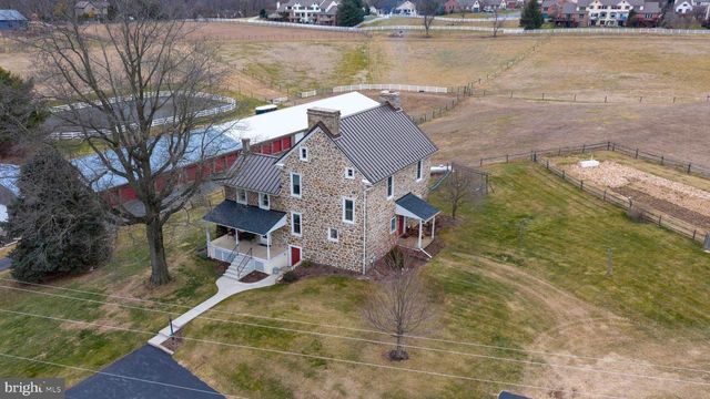 76 S BRICK LN, Elverson, PA 19520