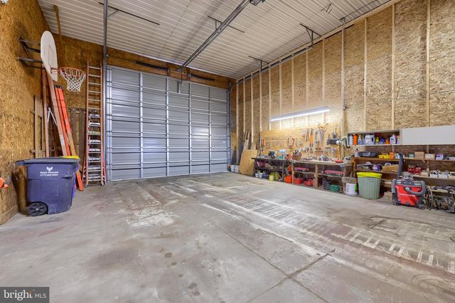 76 S BRICK LN, Elverson, PA 19520