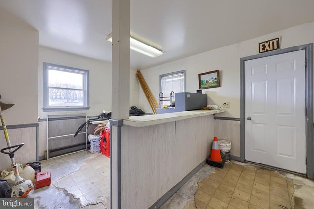 76 S BRICK LN, Elverson, PA 19520