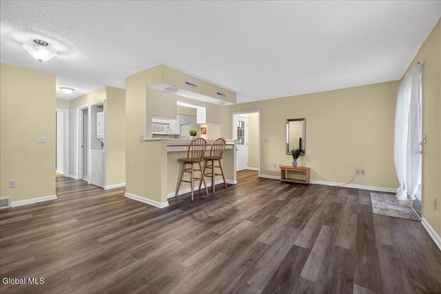 105 Yorktown Drive, Clifton Park, NY 12065