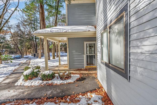 105 Yorktown Drive, Clifton Park, NY 12065