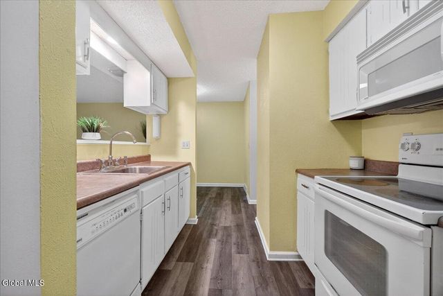 105 Yorktown Drive, Clifton Park, NY 12065