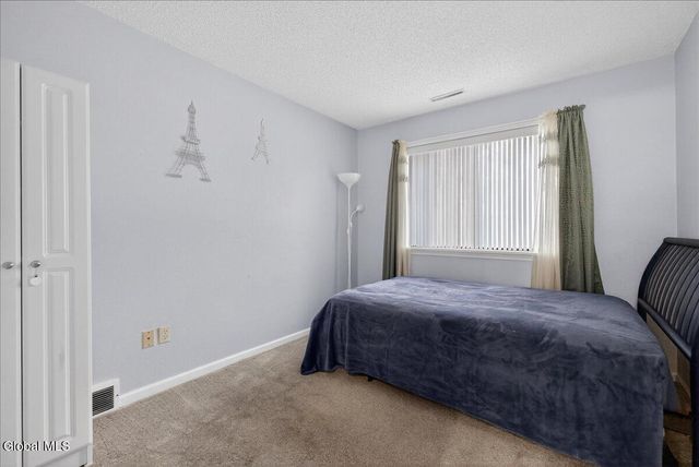 105 Yorktown Drive, Clifton Park, NY 12065