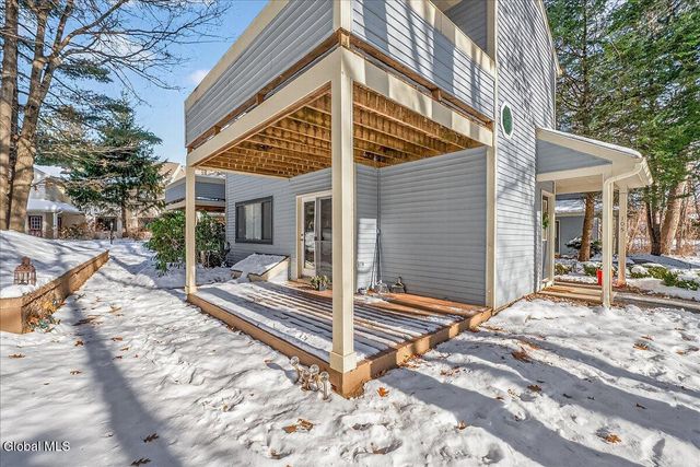 105 Yorktown Drive, Clifton Park, NY 12065