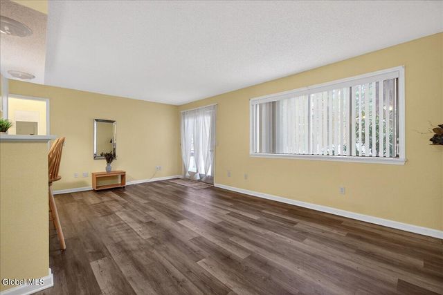 105 Yorktown Drive, Clifton Park, NY 12065