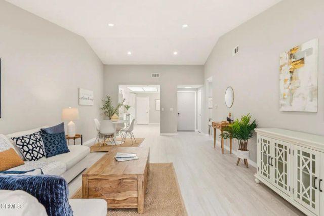 35124 Village 35, Camarillo, CA 93012