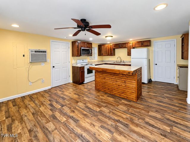 109 Dutchy Humphreys Road, Limestone, TN 37681