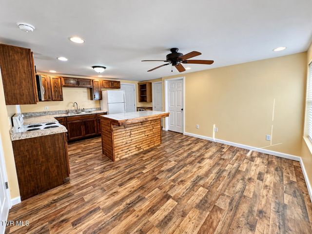 109 Dutchy Humphreys Road, Limestone, TN 37681