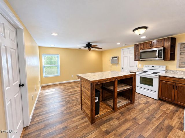 109 Dutchy Humphreys Road, Limestone, TN 37681