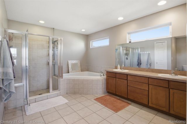23537 Crescent Ridge Drive, Huron Charter Township, MI 48164