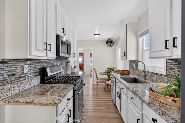 129 14th, Seal Beach, CA 90740
