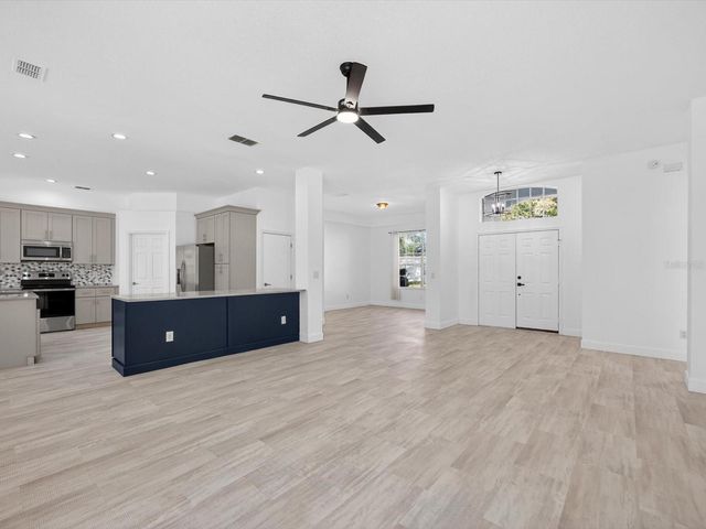 411 BOXWOOD DRIVE, Davenport, FL 33837