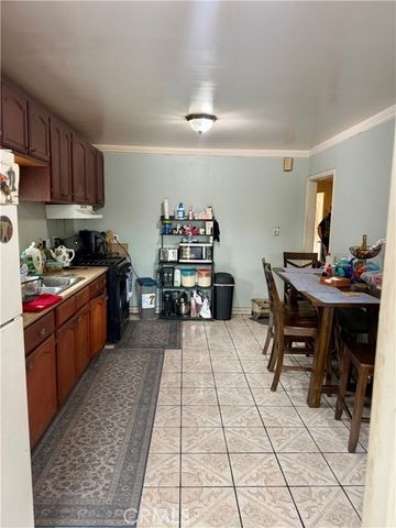 621 W 108Th St, Los Angeles, CA 90044