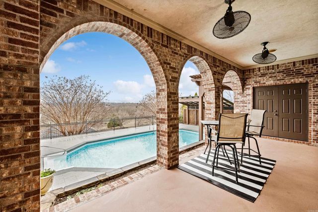 95 River Road Drive West, Mayflower, AR 72106