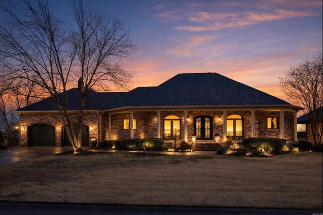 95 River Road Drive West, Mayflower, AR 72106