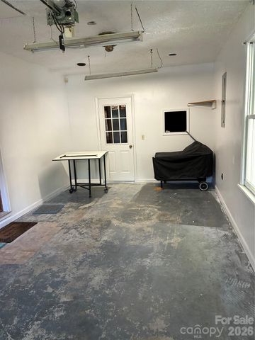 1008 Hopedale Drive, Lenoir, NC 28645