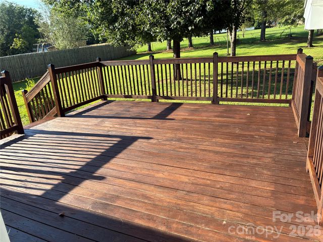 1008 Hopedale Drive, Lenoir, NC 28645