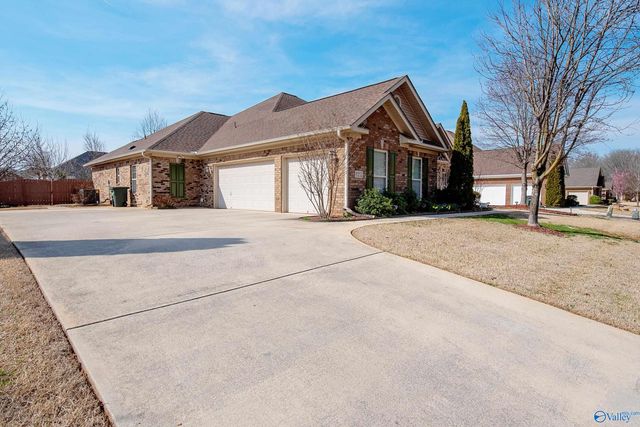 122 Sage Willow Drive SW, Madison, AL 35756