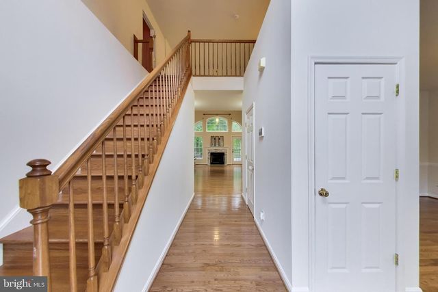 6210 FOREST GROVE DR, Fredericksburg, VA 22407