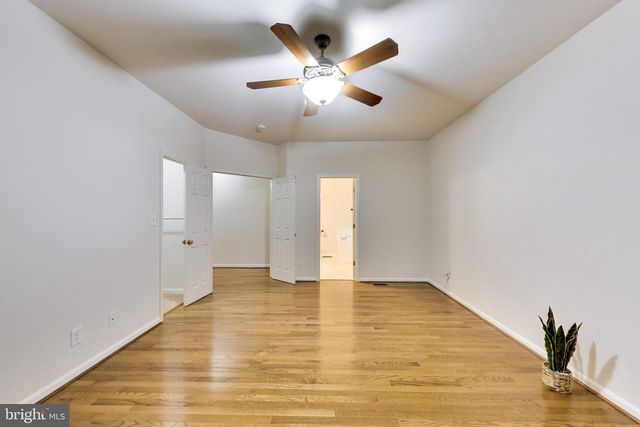 6210 FOREST GROVE DR, Fredericksburg, VA 22407