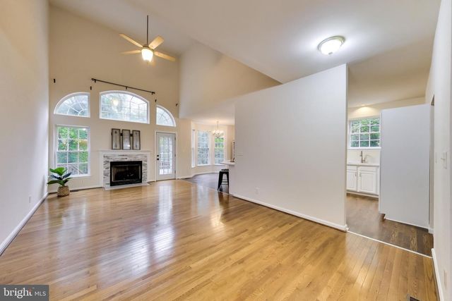 6210 FOREST GROVE DR, Fredericksburg, VA 22407