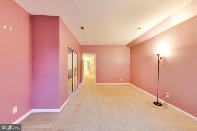6210 FOREST GROVE DR, Fredericksburg, VA 22407
