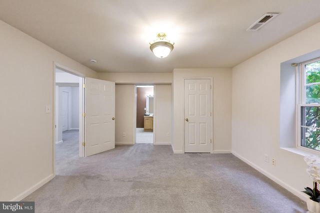 6210 FOREST GROVE DR, Fredericksburg, VA 22407