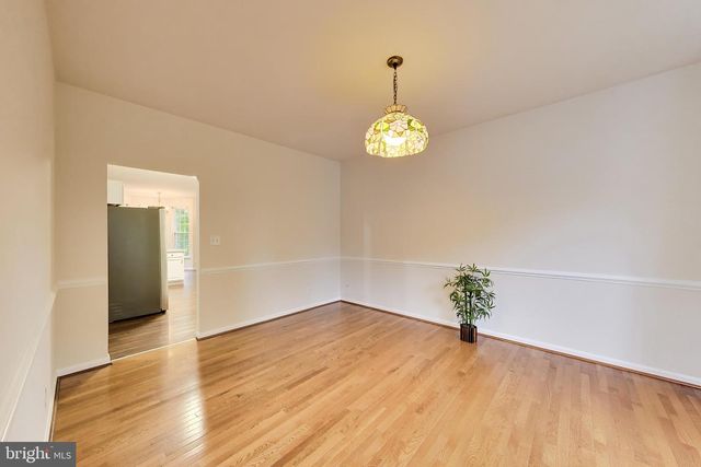 6210 FOREST GROVE DR, Fredericksburg, VA 22407
